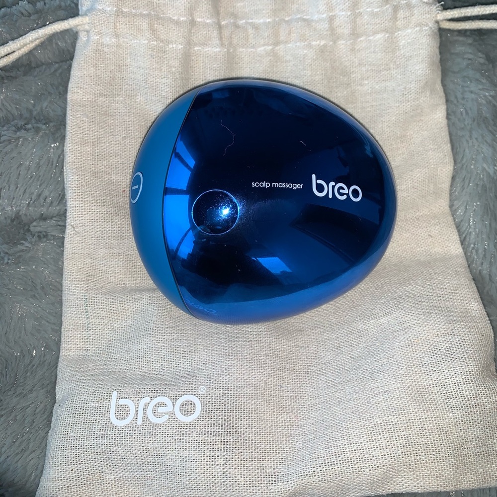 Breo Scalp Massager